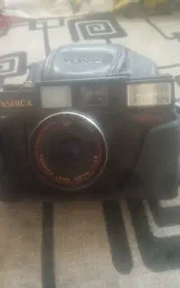 دوربین YASHICA