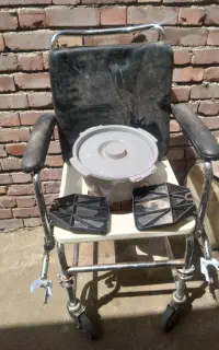 چرخ معلول برای بزرگسال
