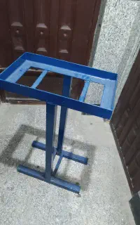منقل کباب و پایه فلزی