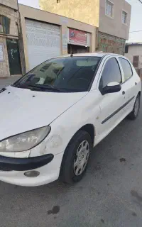 ۲۰۶تیپ ۲مدل ۹۰