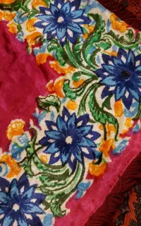 روتختی‌ دورو مخمل‌کاشان‌