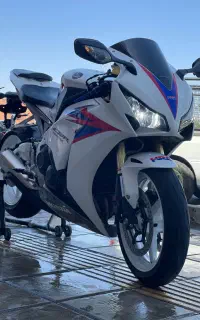 Cbr1000 hrc 2011