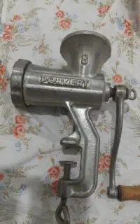 چرخ گوشت دستی، مارک اسلواکی