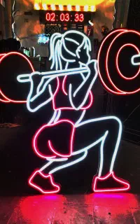 تابلو نئون متری فقط ۷۵۰ ت پلکسی شفاف/تابلو سازی