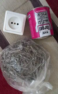 چسب و وسایل دیگر
