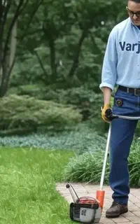 چمن زنی - علف تراشی
