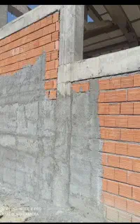 استا کار بنا با دقت کاملا