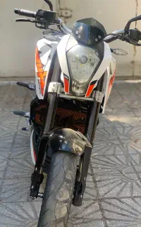 Ktm duke 200 1394