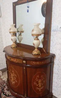 آینه وکنسول
