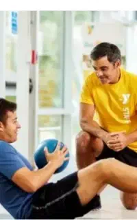 مربی و مشاور ورزشی و خصوصی در باشگاه و منزل