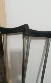 یک جفت عصای سالم وسبک
