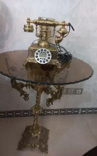میز خاطره برنز اصل