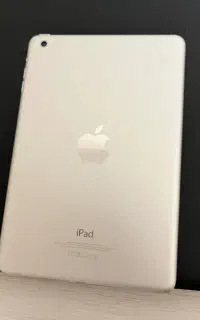 iPad Mini 32GB Wi-Fi سالم
