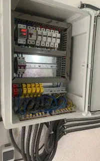 برق کار ساختما و صنعتی