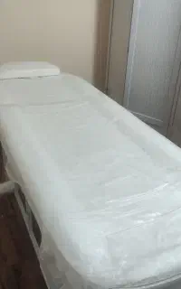تخت ماساژ و مژه
