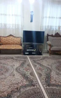 ویلایی 2 طبقه روی پیلوت/آپادانا مخملکو 5 برخیابان