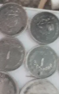 تعدادی وسایل یادگاری قدیمی