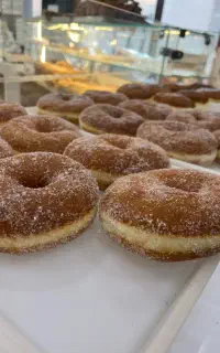 نیازمند فروشنده خانم صبح و عصر