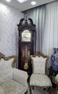 ساعت ایستاده چوبی
