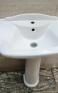 روشویی پایه دار