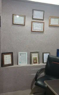 آماده به کار و همکاری.