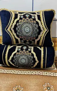 روبالشتی و پشتی