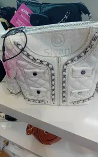 استخدام ادمین مدلینگ