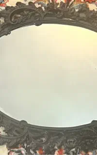 آینه دیواری و دی وی دی پلیر