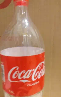 بطری  یک ونیم لیتری نوشابه