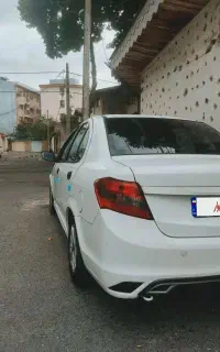 ساینا ۹۷ بی‌رنگ