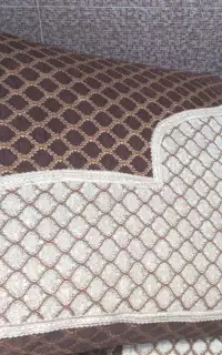 پشتی در حد نو
