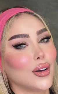 خانم عبدی متخصص ریمو و میکرو ابرو با پتروکارت