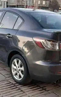 مزدا 3 تیپ1