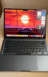مکبوک M4 2025