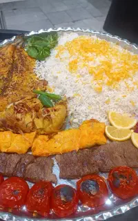 تخته کار و اشپز هستم