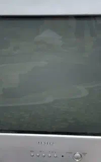 تلویزیون ۲۱ اینچ