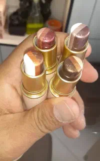 فروشنده ارایشی
