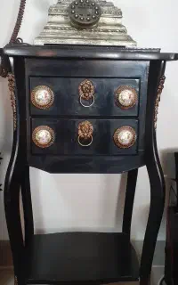 میزتلفن میزوسط
