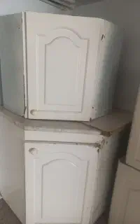 کابینت فلزی گوشه و بالا