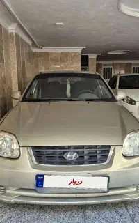 هیوندا ورنا مدل ۸۴ رنگ بژ کارکرد۱۸۶۰۰۰واقعی