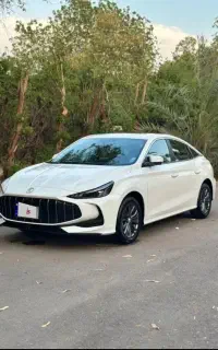 ام جی 2025