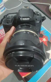 دوربینcanon 77d با لنز tamrn  fبا دو باتری