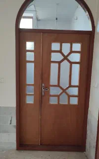 فروش درب چوبی و آلومینیومی با چهارچوب