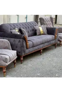 مبل.  یاسر