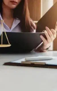 وکیل دادگستری