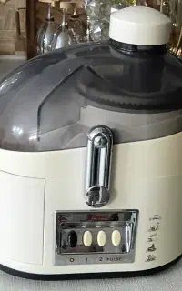 آبمیوه گیر