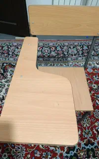 صندلی چوبی