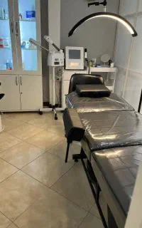 اجاره اتاق و لاین در مطب پوست و زیبایی
