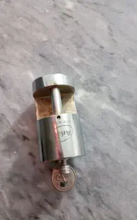 قفل کتابی