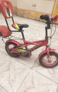دو چرخه شماره ۱۶ و اسکوتر